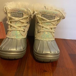 NWT LONDON FOG Toddler Girls Sparkly Tadley Cold Weather Boots 9